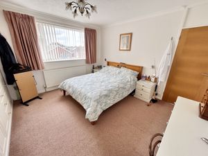 Bedroom- click for photo gallery